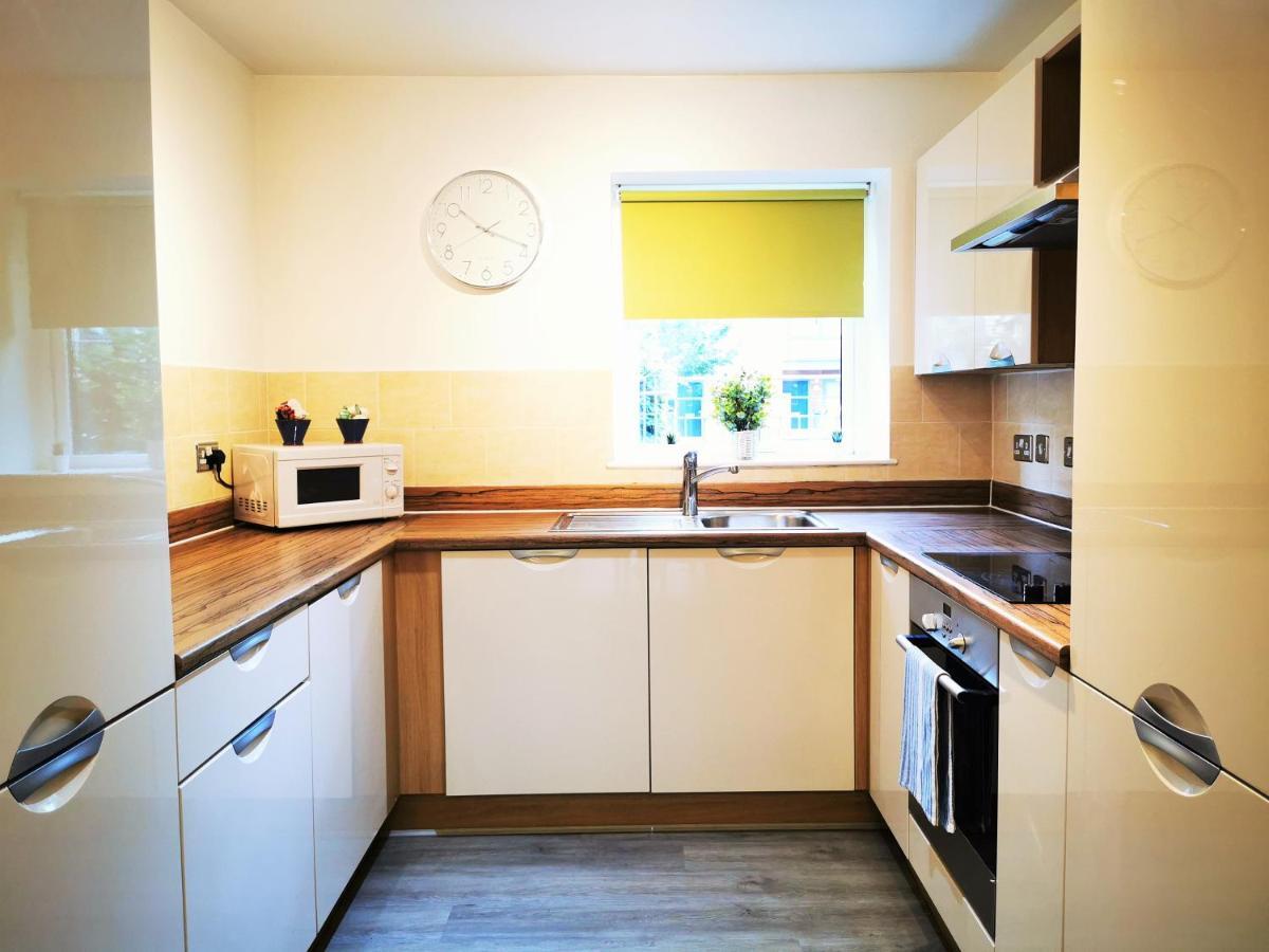 Lovely Holiday Home In Birmingham City Center 3 Bedrooms House By Hf Group Ngoại thất bức ảnh
